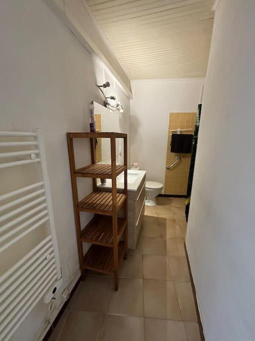 Maison De Proche Mer, En Camargue Sur Le Chemin De Saint Jacques De Compostelle, Clim Reversible Vauvert